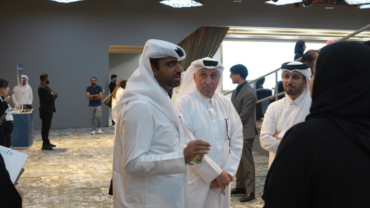 عمل 33 من أعمال Abdullah Al Mohammed