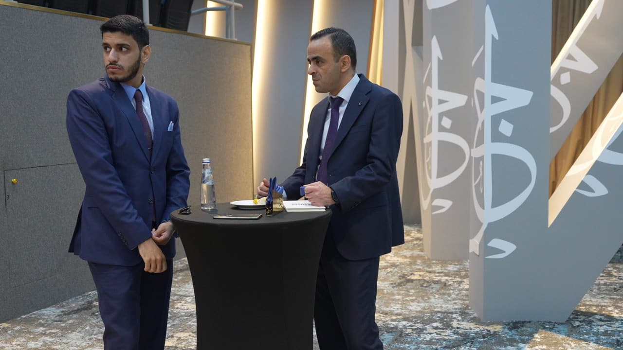 عمل 34 من أعمال Abdullah Al Mohammed