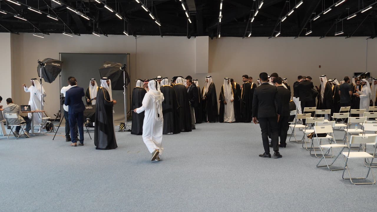 عمل 31 من أعمال Abdullah Al Mohammed