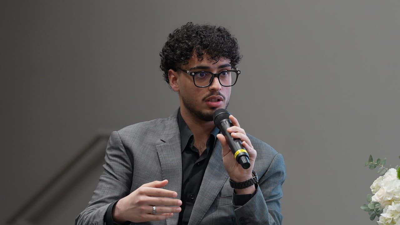 عمل 18 من أعمال Abdullah Al Mohammed