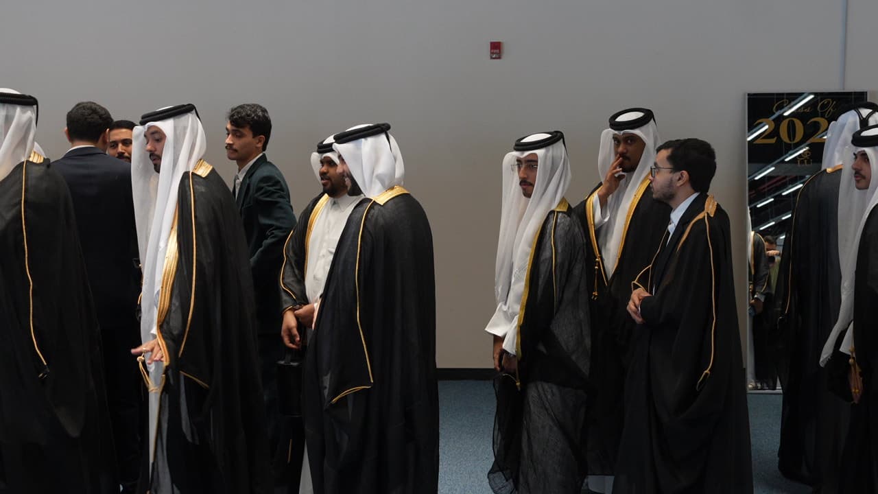 عمل 24 من أعمال Abdullah Al Mohammed